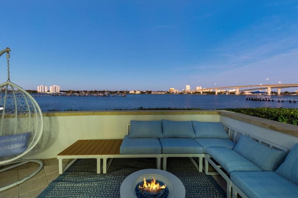 231 RIVERSIDE DRIVE 102 photo 15