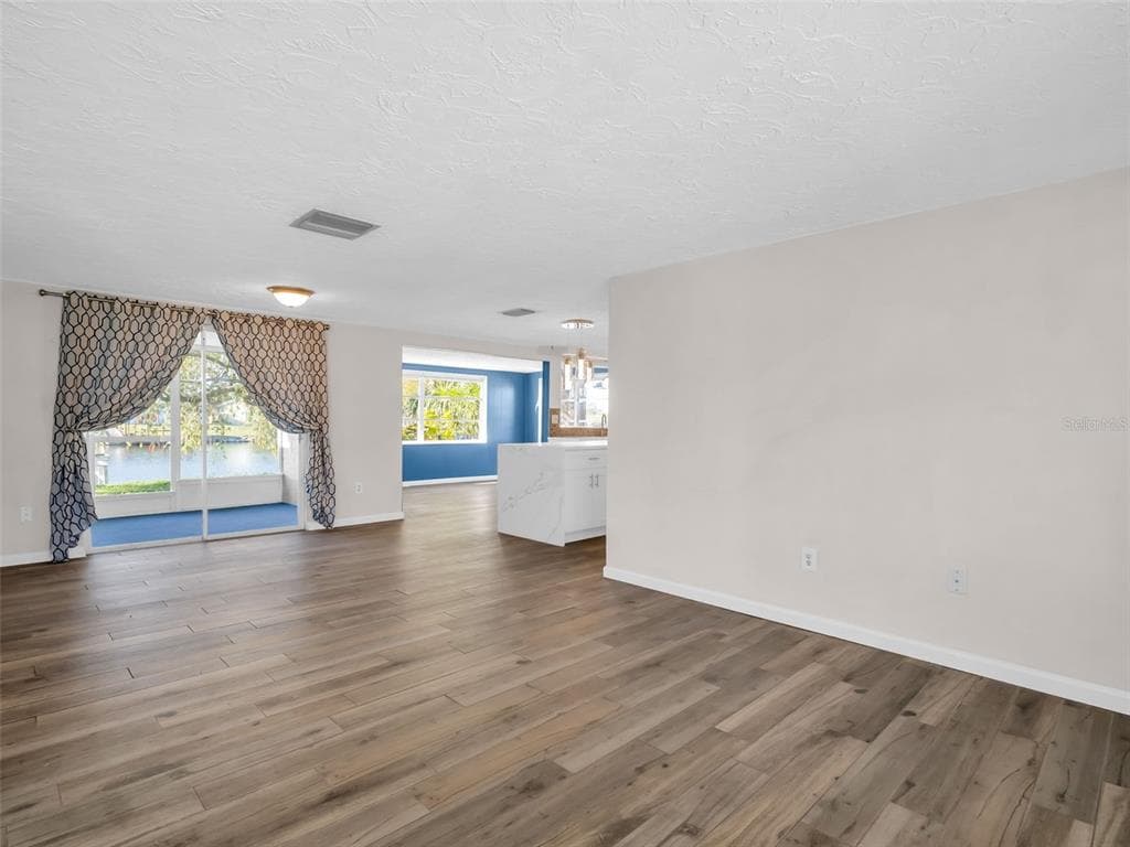 3814 SUNRAY DRIVE photo 12