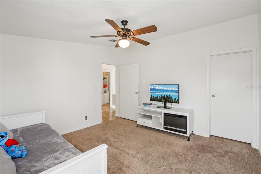 8420 FANTASIA PARK WAY photo 20