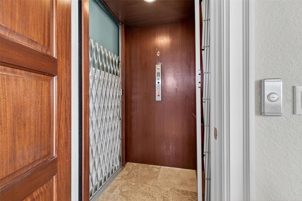 2165 LOUISA DRIVE photo 20