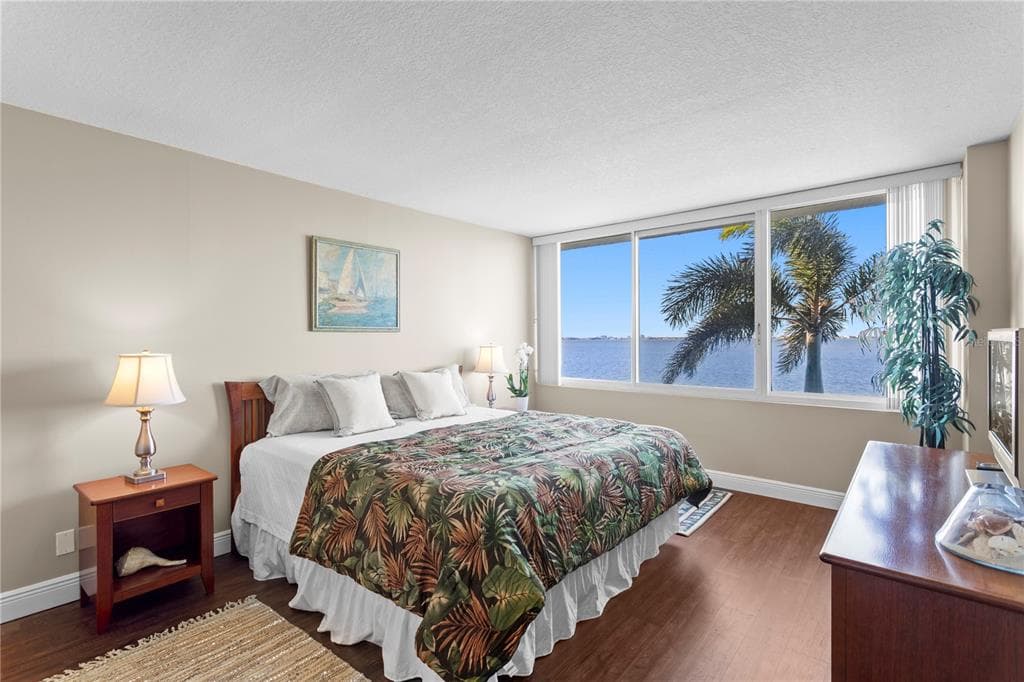 5279 ISLA KEY BOULEVARD S 211 photo 20