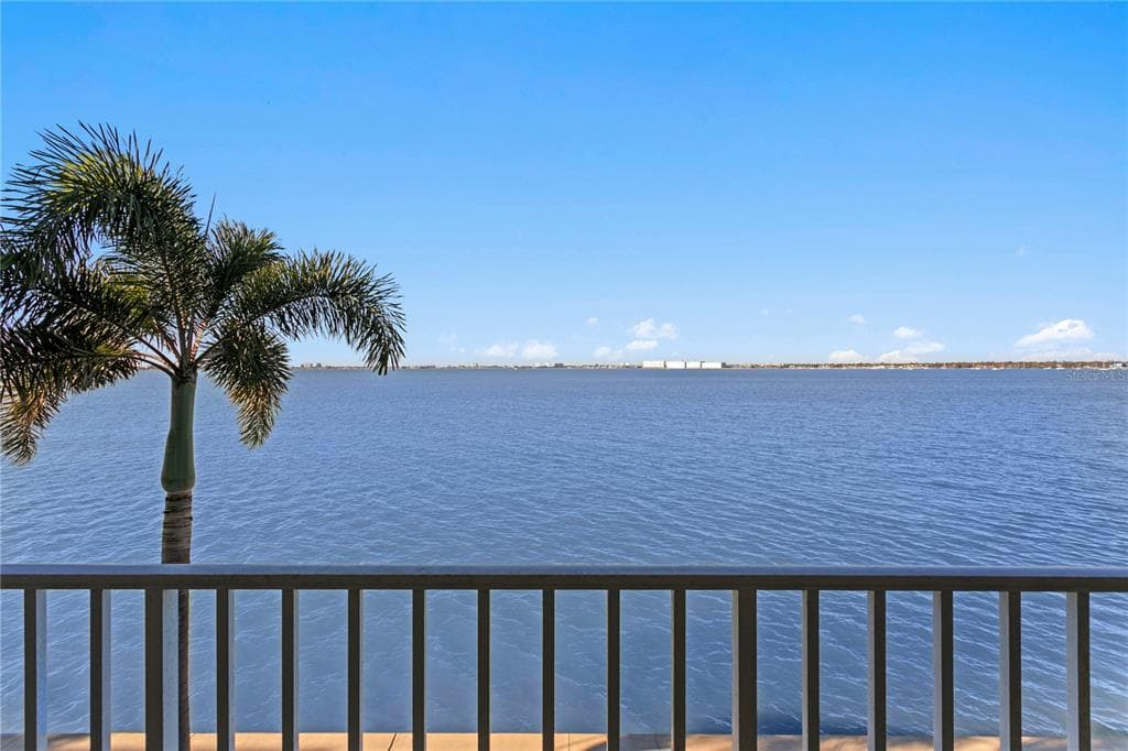 5279 ISLA KEY BOULEVARD S 211 photo 4