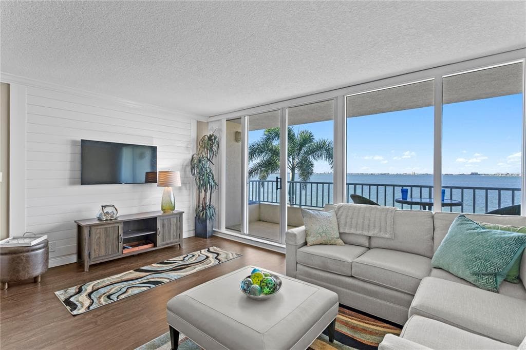 5279 ISLA KEY BOULEVARD S 211 photo 8