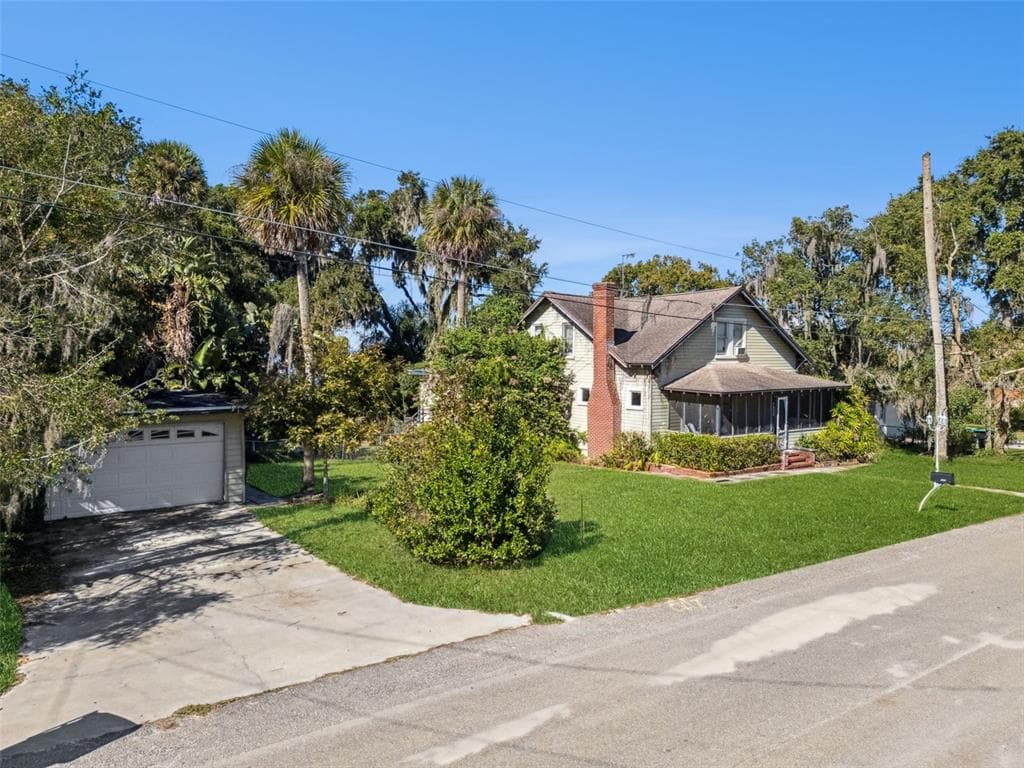 3828 WALKER ROAD 3