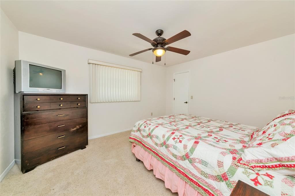2176 BARKSDALE STREET photo 19