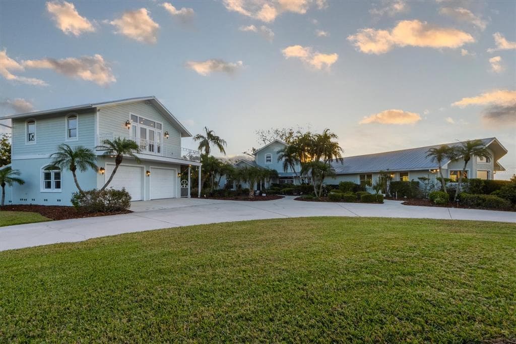 336 S ORCHID DRIVE photo 4