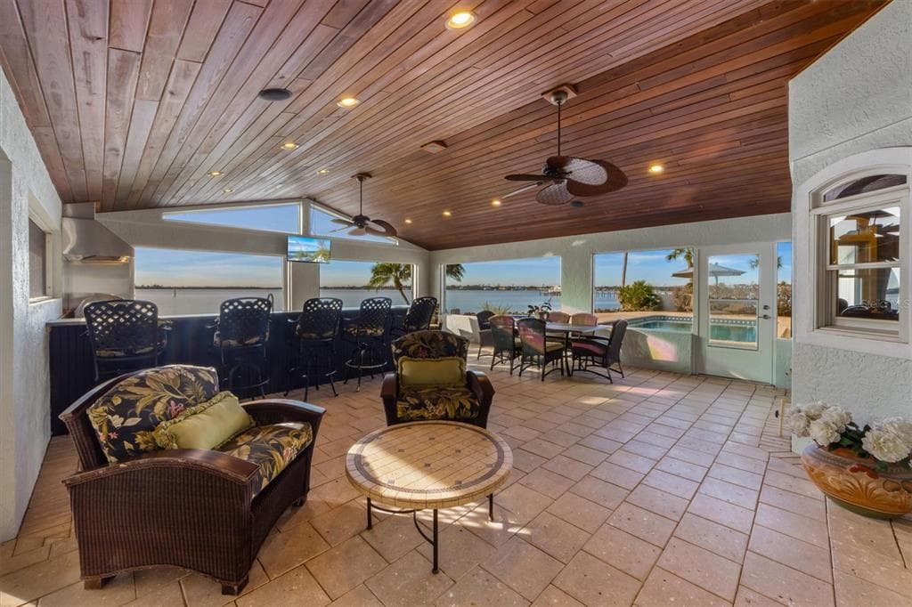 336 S ORCHID DRIVE photo 21