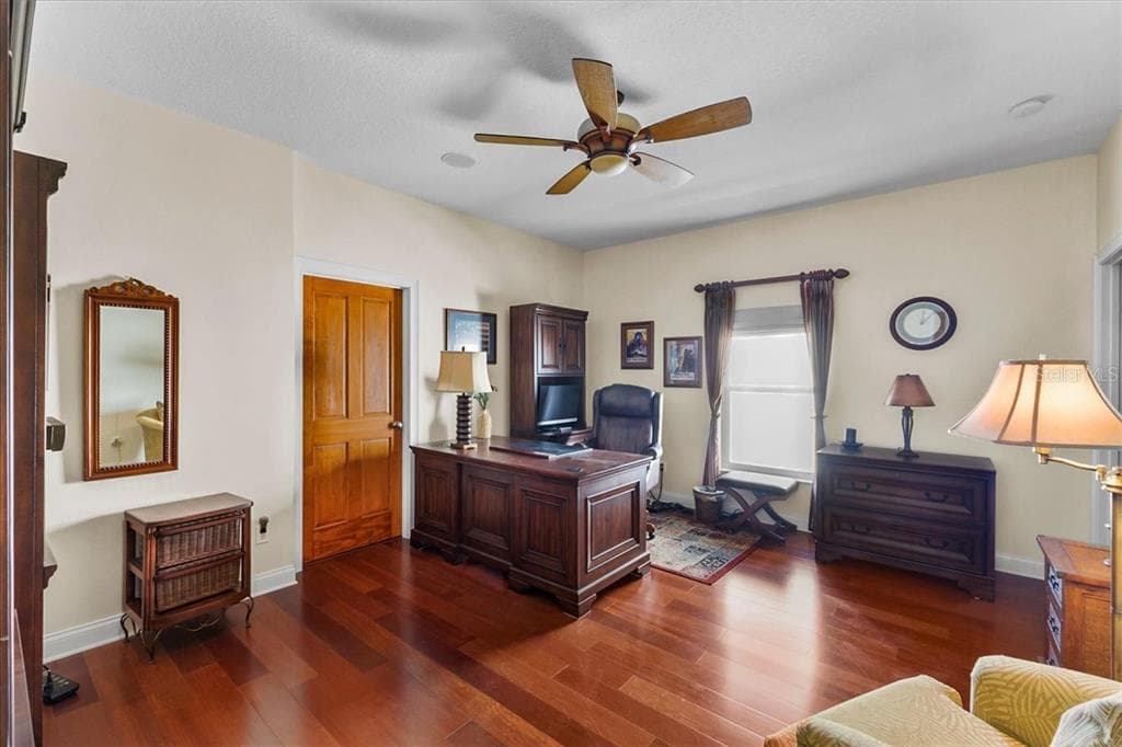 5609 S ATLANTIC AVENUE photo 19