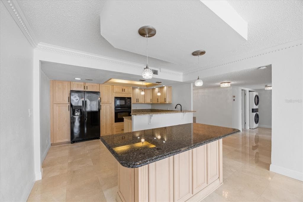 100 OAKMONT LANE 101 photo 10