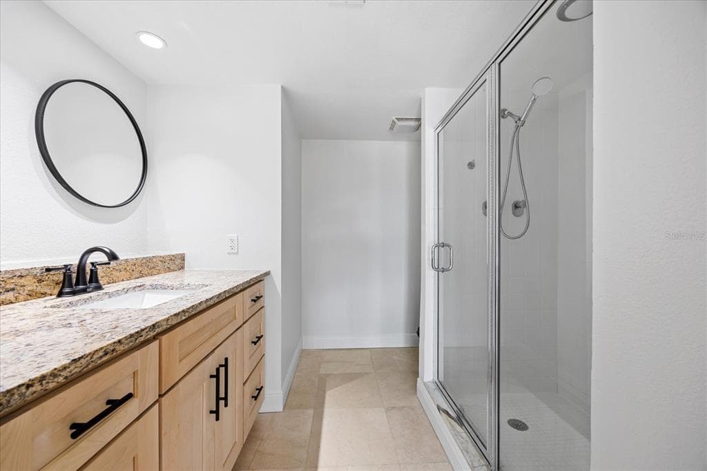 100 OAKMONT LANE 101 photo 14