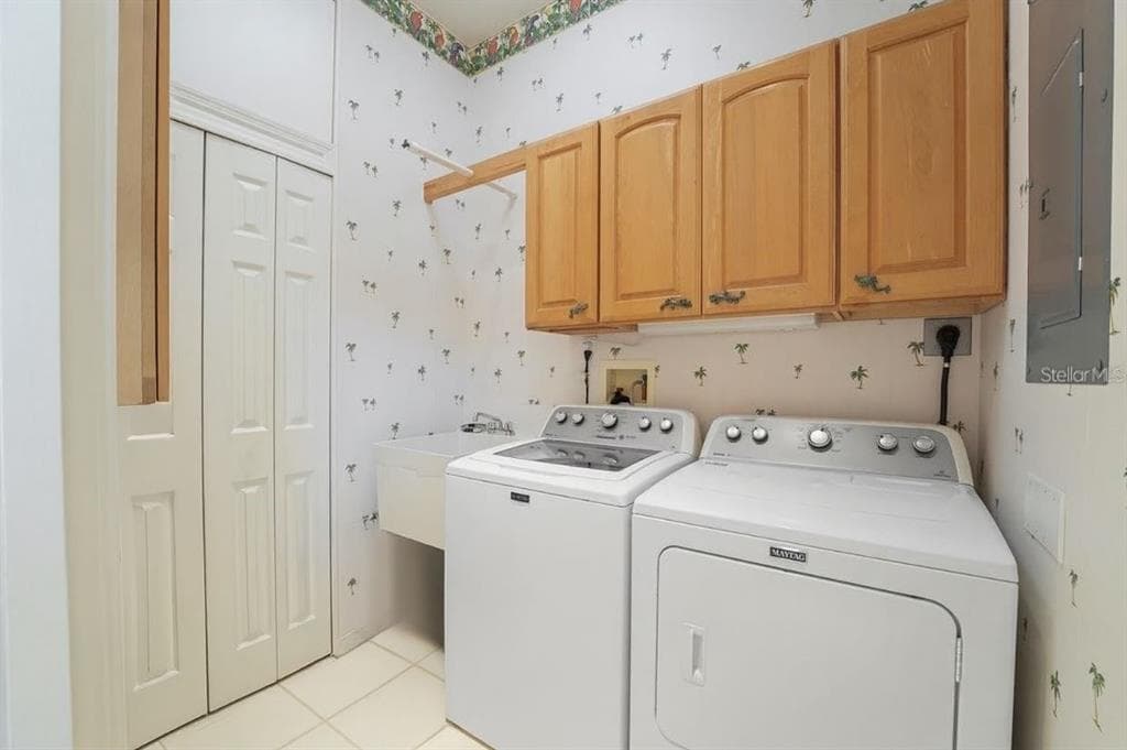 4112 128TH STREET W 605 photo 23