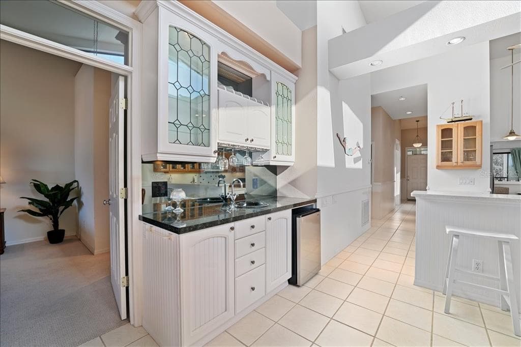 4112 128TH STREET W 605 photo 14