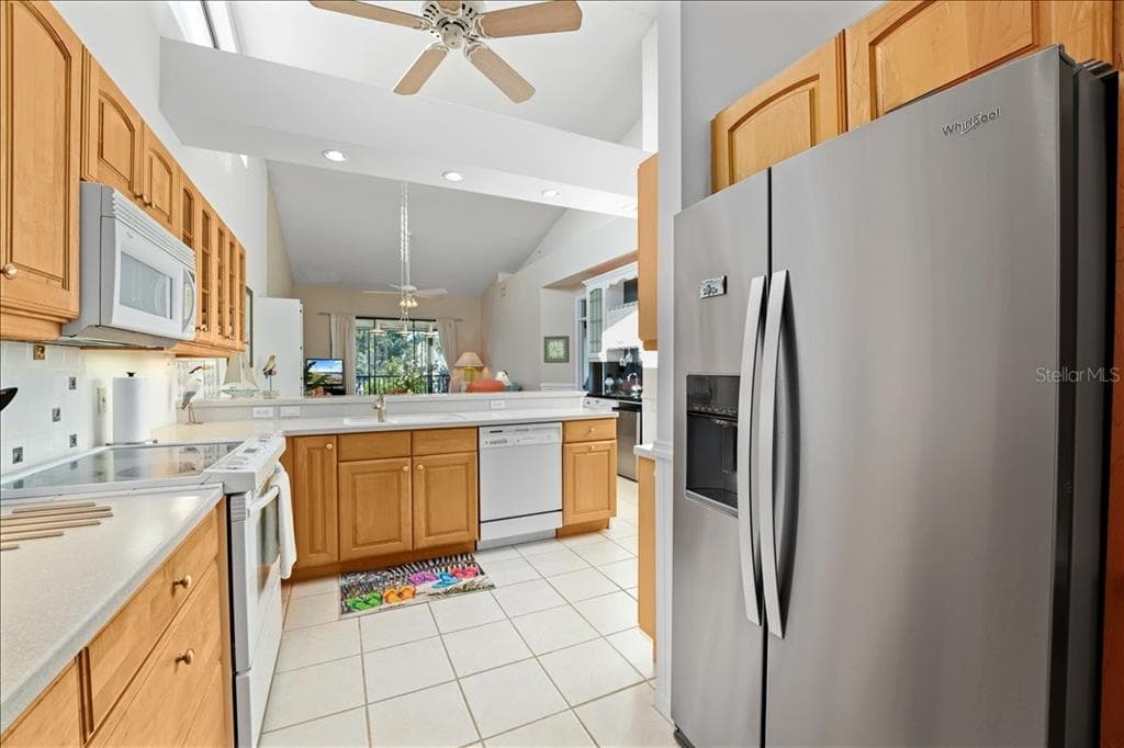 4112 128TH STREET W 605 photo 11