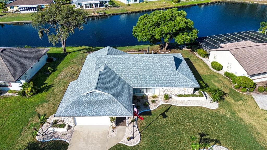 2016 E VIEW DRIVE photo 4