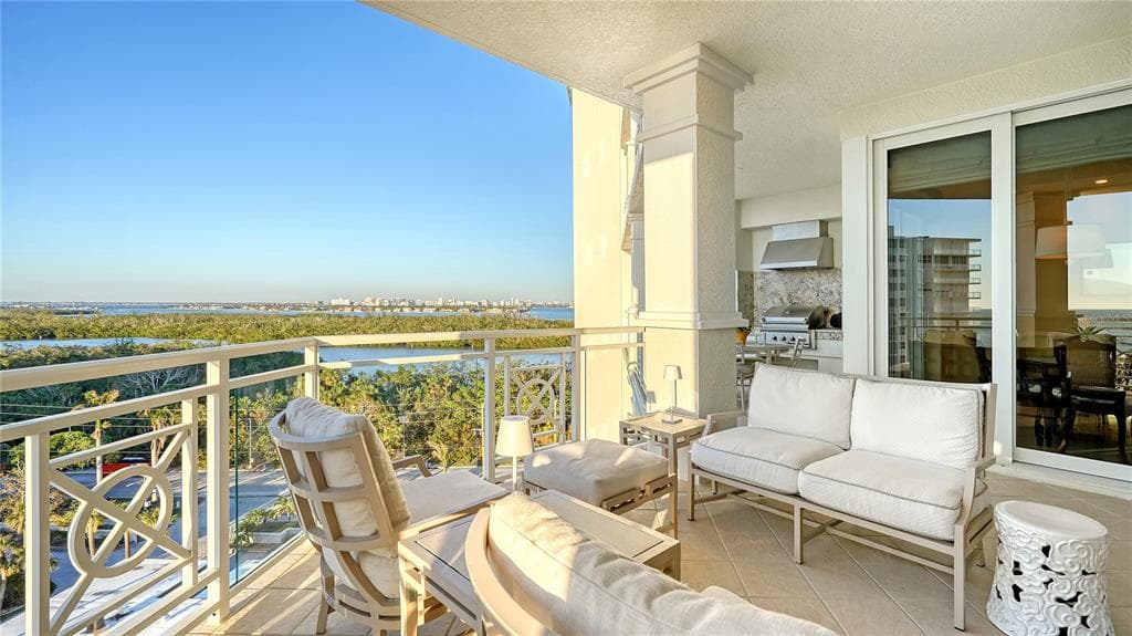 2050 BENJAMIN FRANKLIN DRIVE B704 photo 12