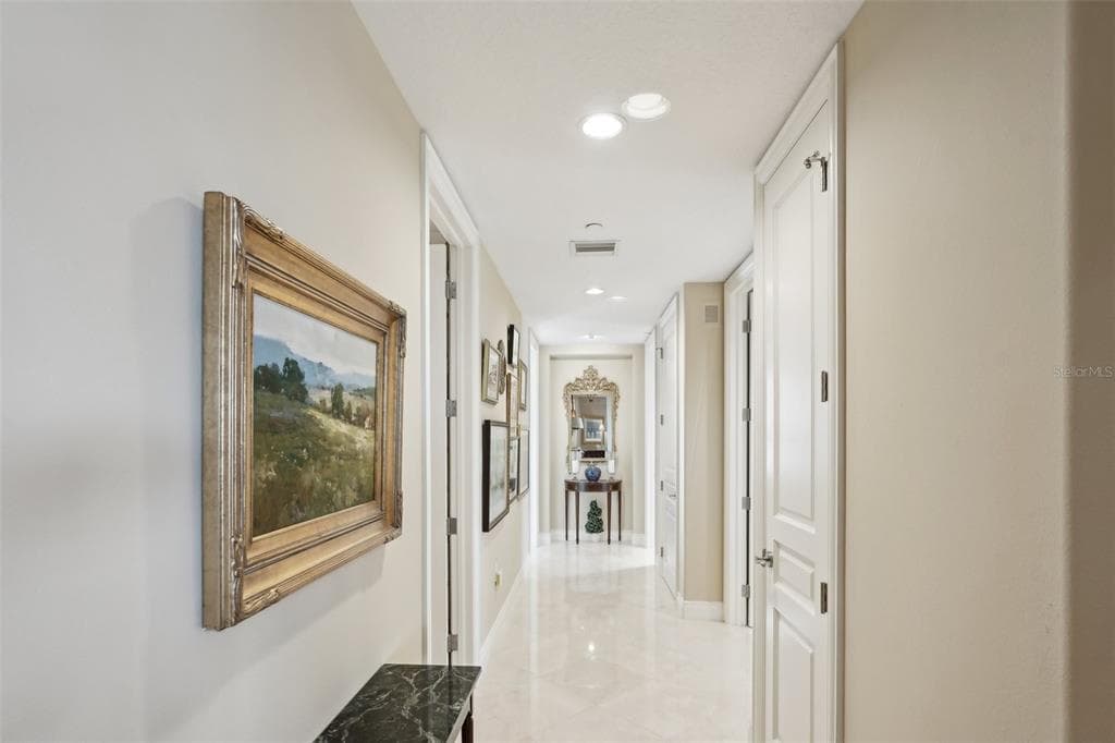 2050 BENJAMIN FRANKLIN DRIVE B704 photo 22