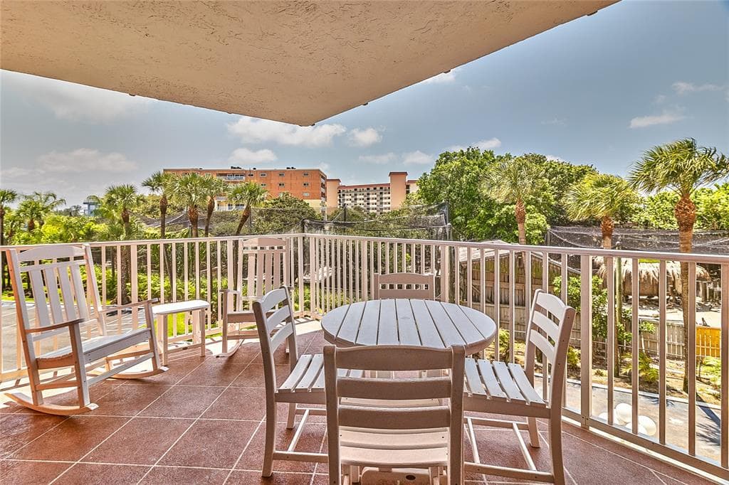 18400 GULF BOULEVARD 1206 photo 7