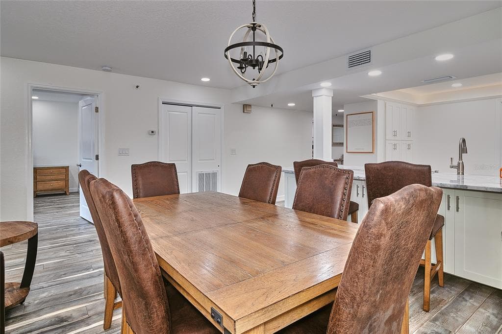 18400 GULF BOULEVARD 1206 photo 20