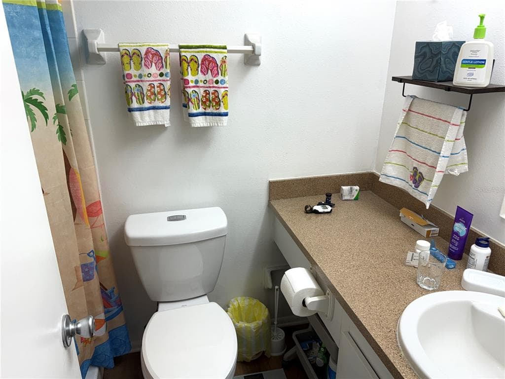 315 30TH AVENUE W B305 photo 23