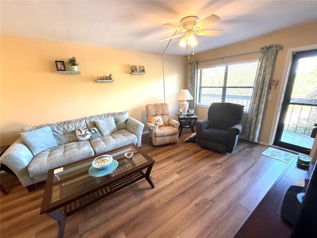 315 30TH AVENUE W B305 photo 13