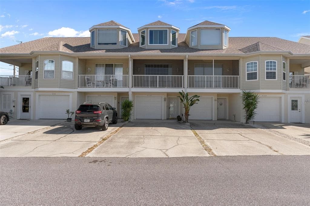 8304 AQUILA STREET photo 1