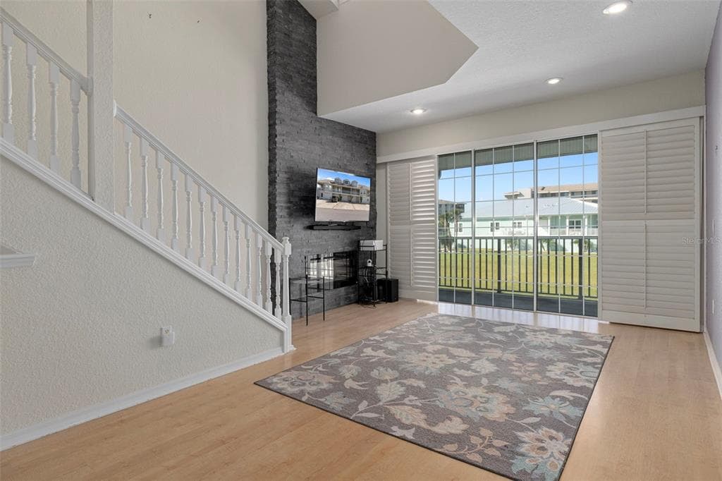 8304 AQUILA STREET photo 11
