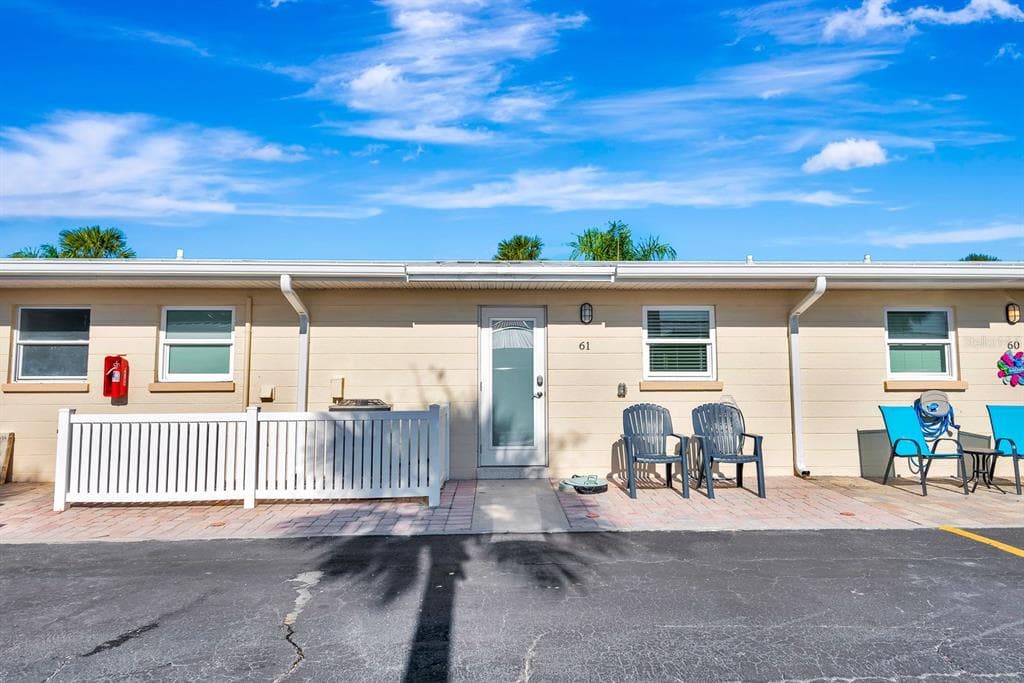5830 MIDNIGHT PASS ROAD 61 photo 5