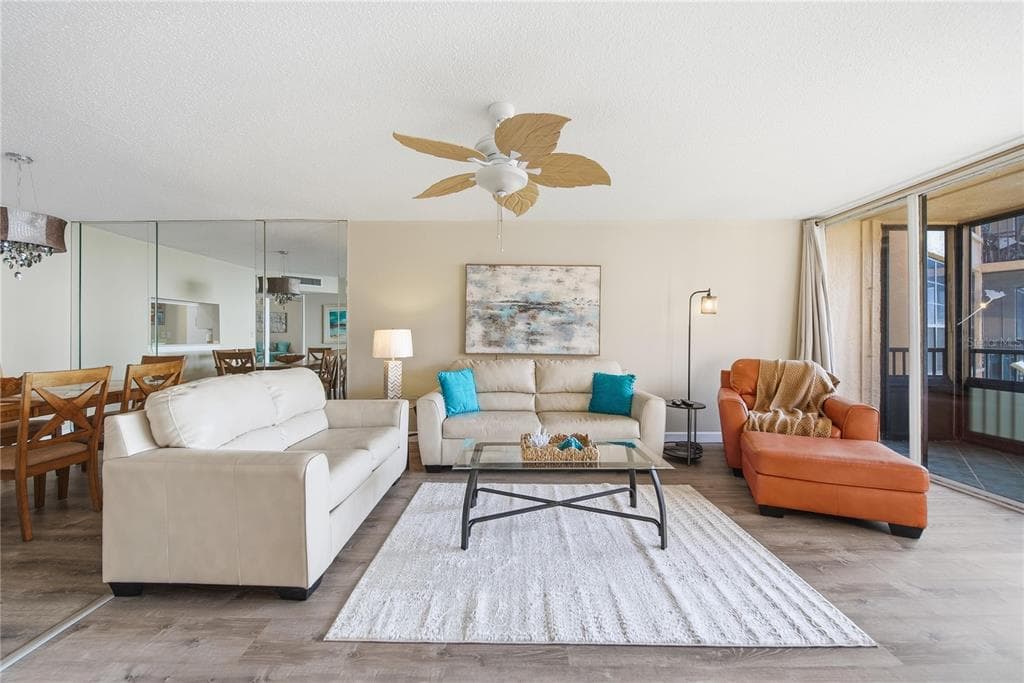 17580 GULF BOULEVARD 302 photo 8