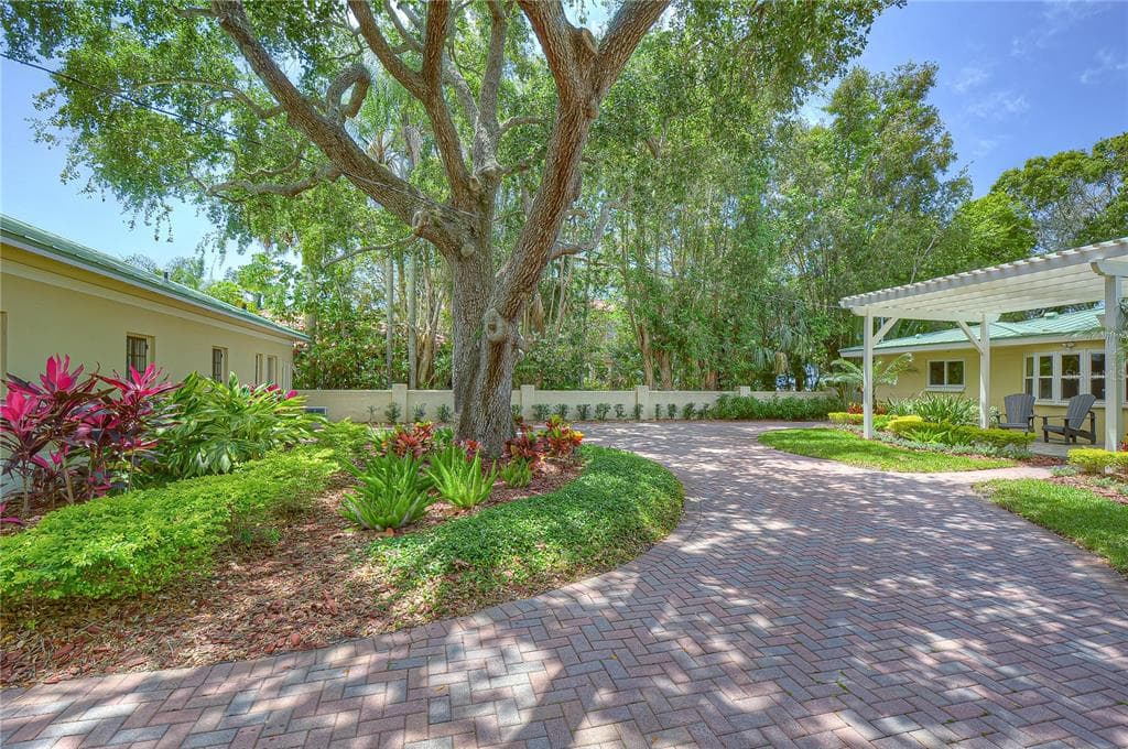 115 BUENA VISTA DRIVE S photo 11