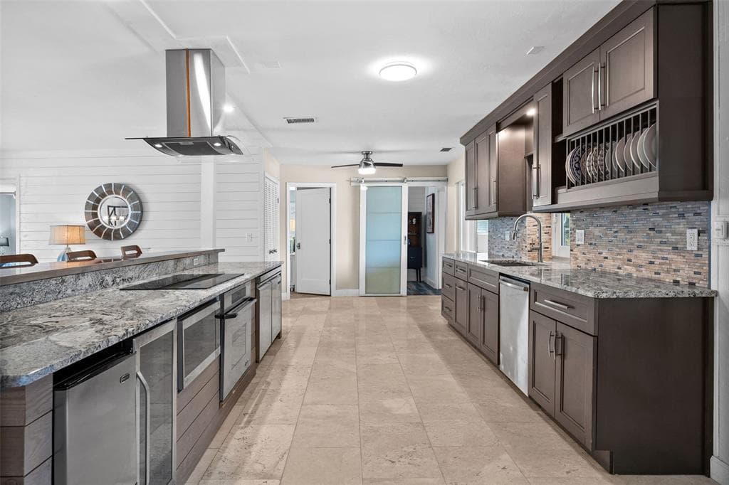 2129 W TOBAGO CIRCLE photo 6