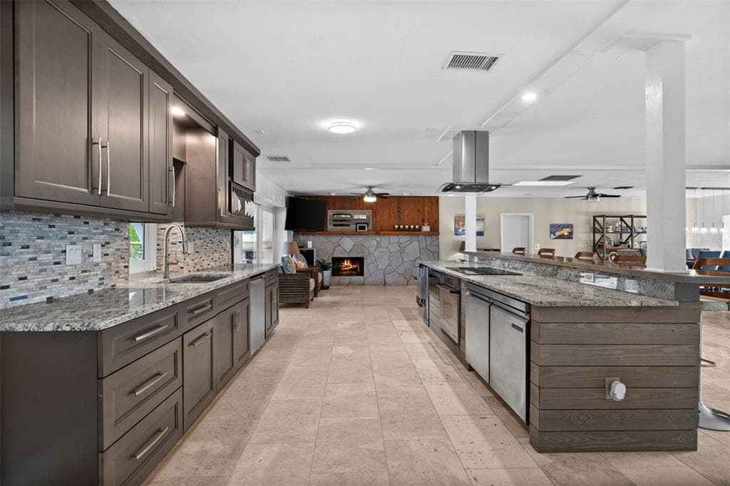 2129 W TOBAGO CIRCLE photo 7
