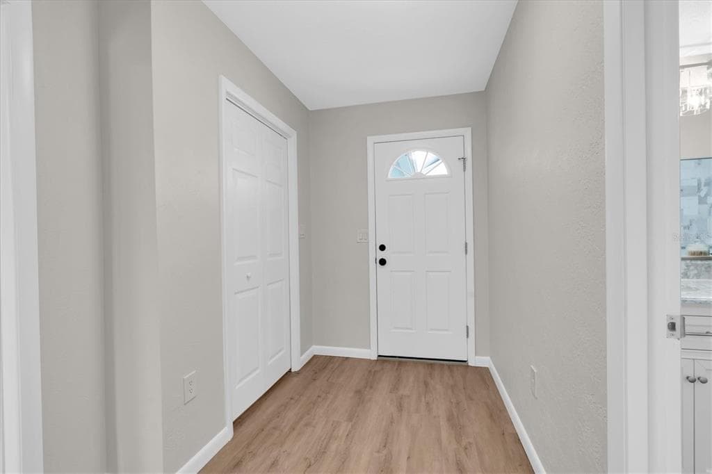212 WESTWINDS DRIVE photo 22