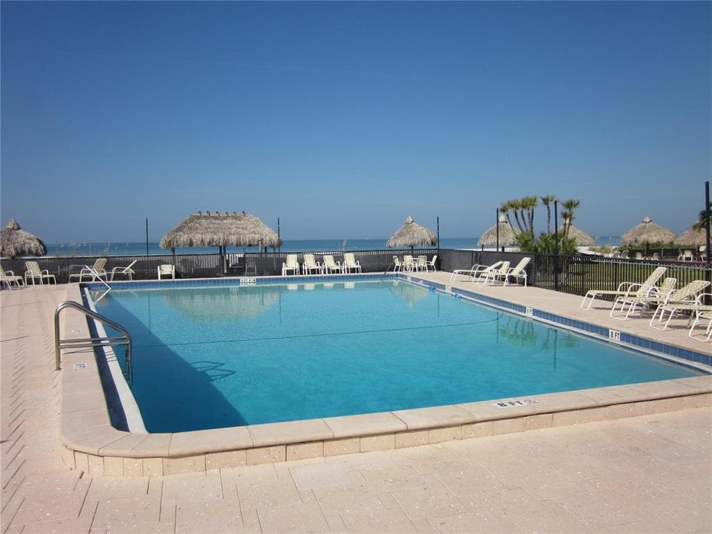 1400 GULF BOULEVARD 608 photo 22
