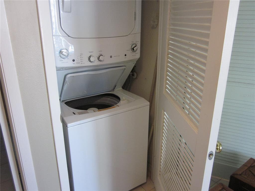 1400 GULF BOULEVARD 608 photo 19