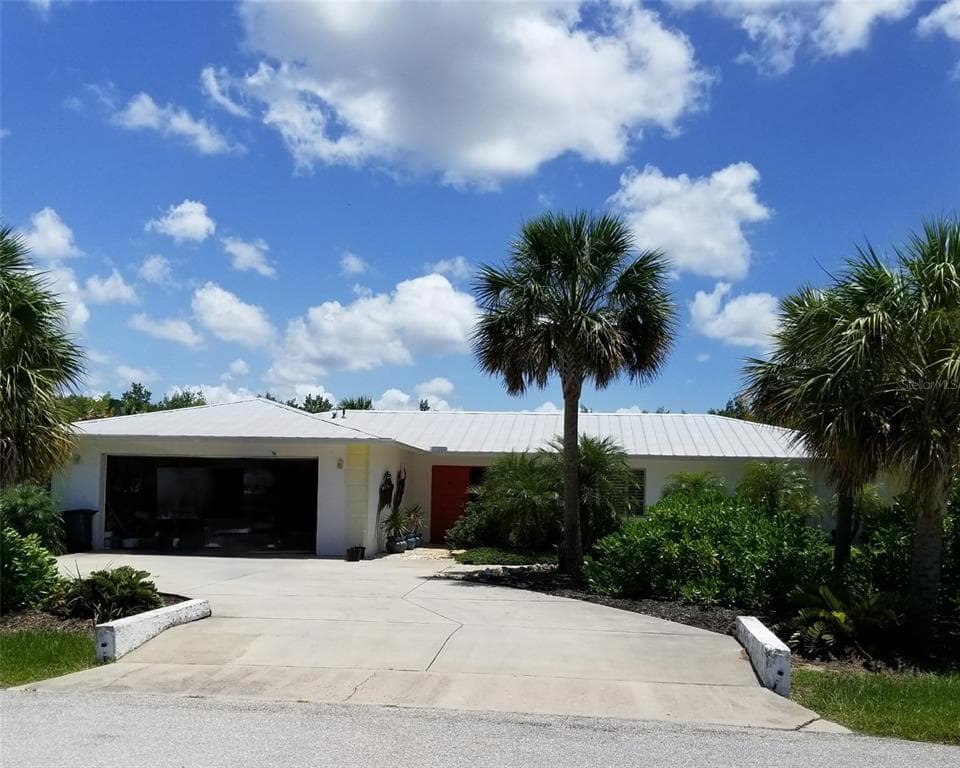 120 BARRACUDA DRIVE photo 2