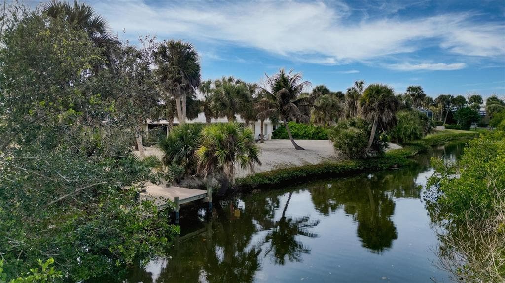 120 BARRACUDA DRIVE photo 17