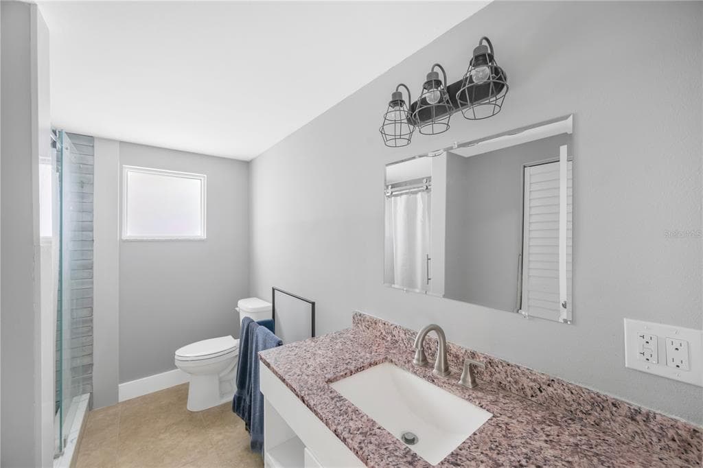 827 BLUE HERON BOULEVARD photo 13