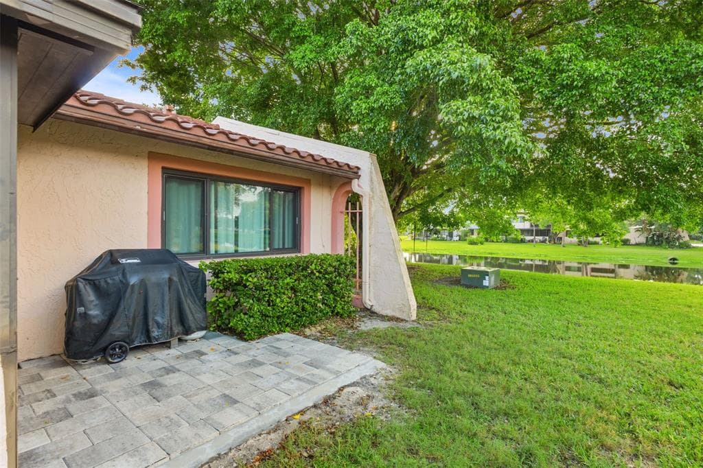 9669 86TH AVENUE 9669 photo 6