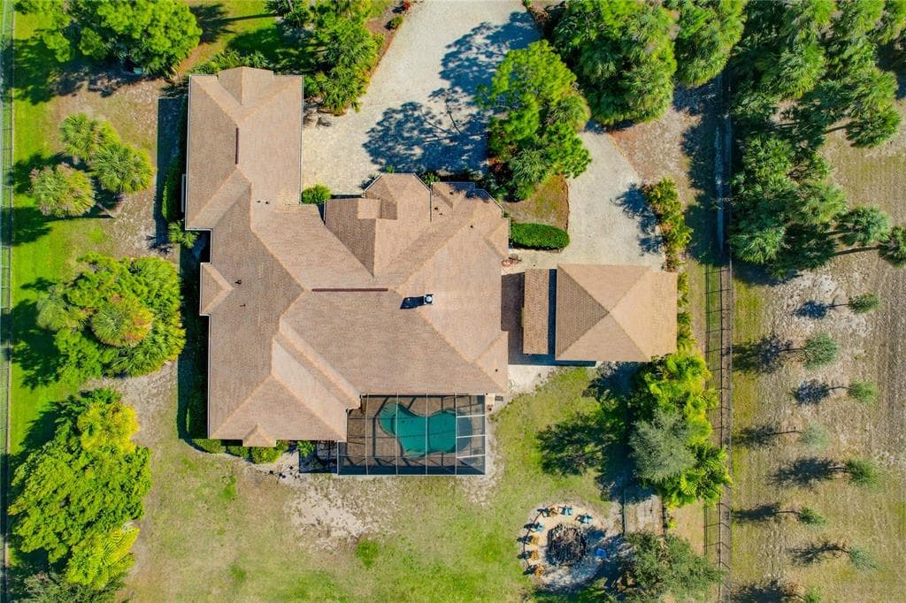 2209 LOST RIVER TRAIL photo 3