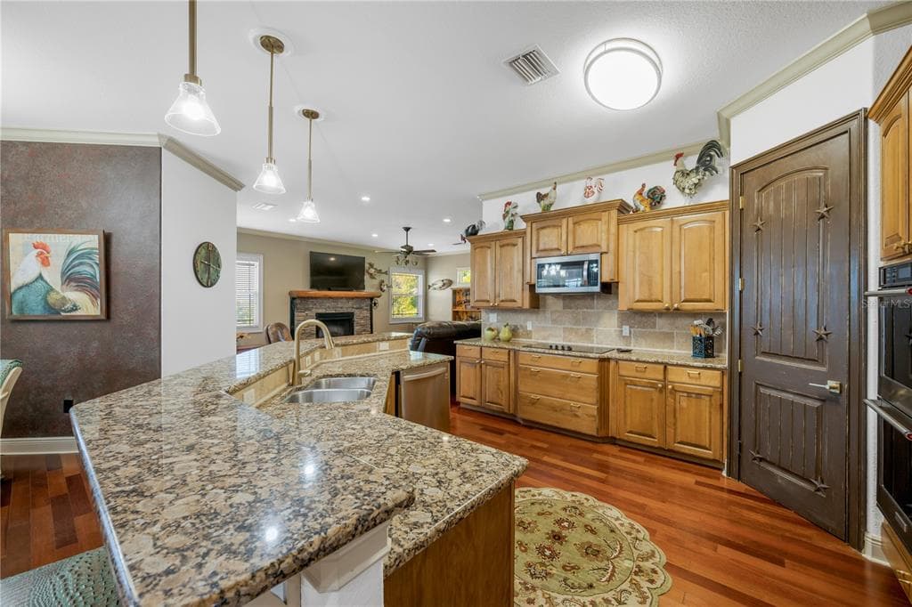 2209 LOST RIVER TRAIL photo 24