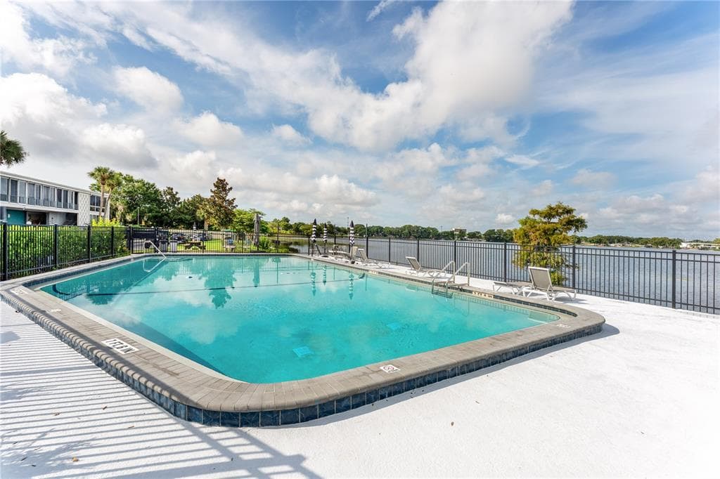 151 N ORLANDO AVENUE #115 photo 20