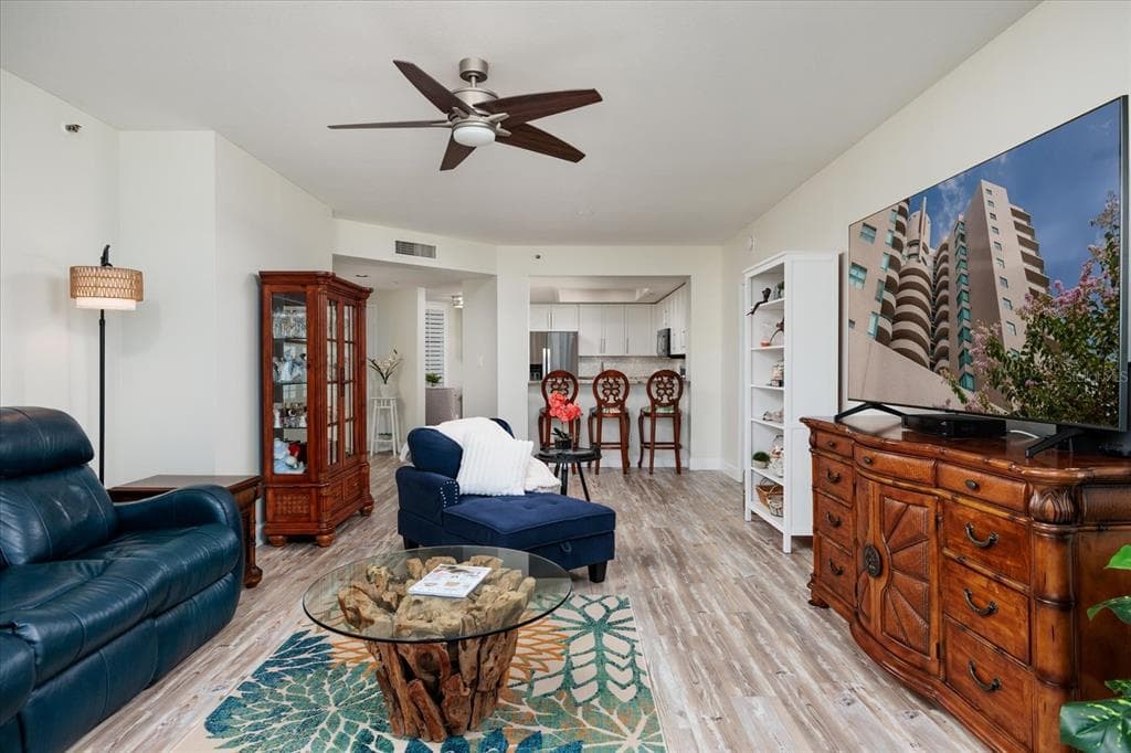 1520 GULF BOULEVARD 1404 photo 13