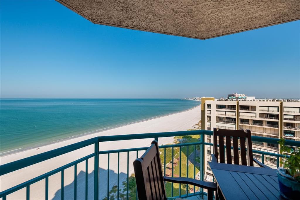 1520 GULF BOULEVARD 1404 photo 17