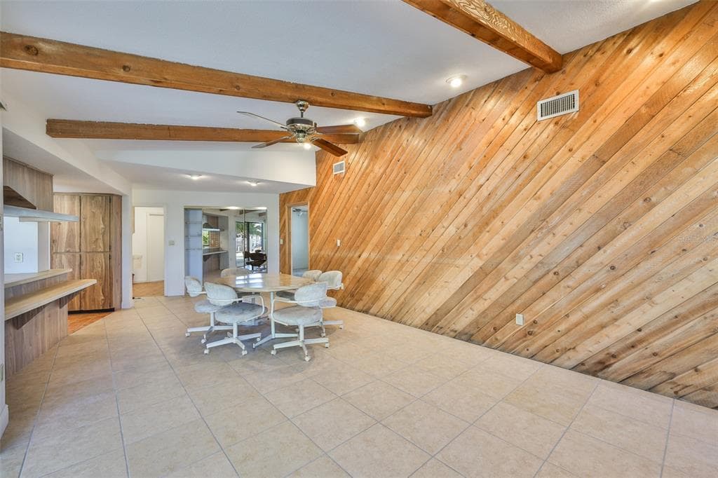 410 HARBOR DRIVE N photo 25