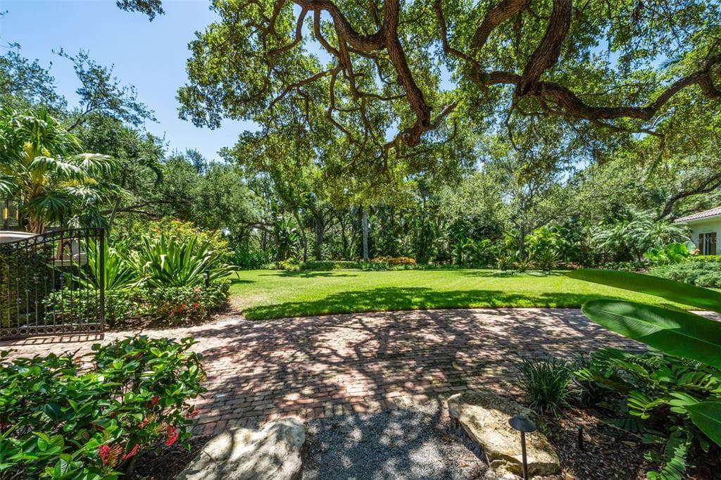 3000 SOUTHWEST DRIVE photo 10