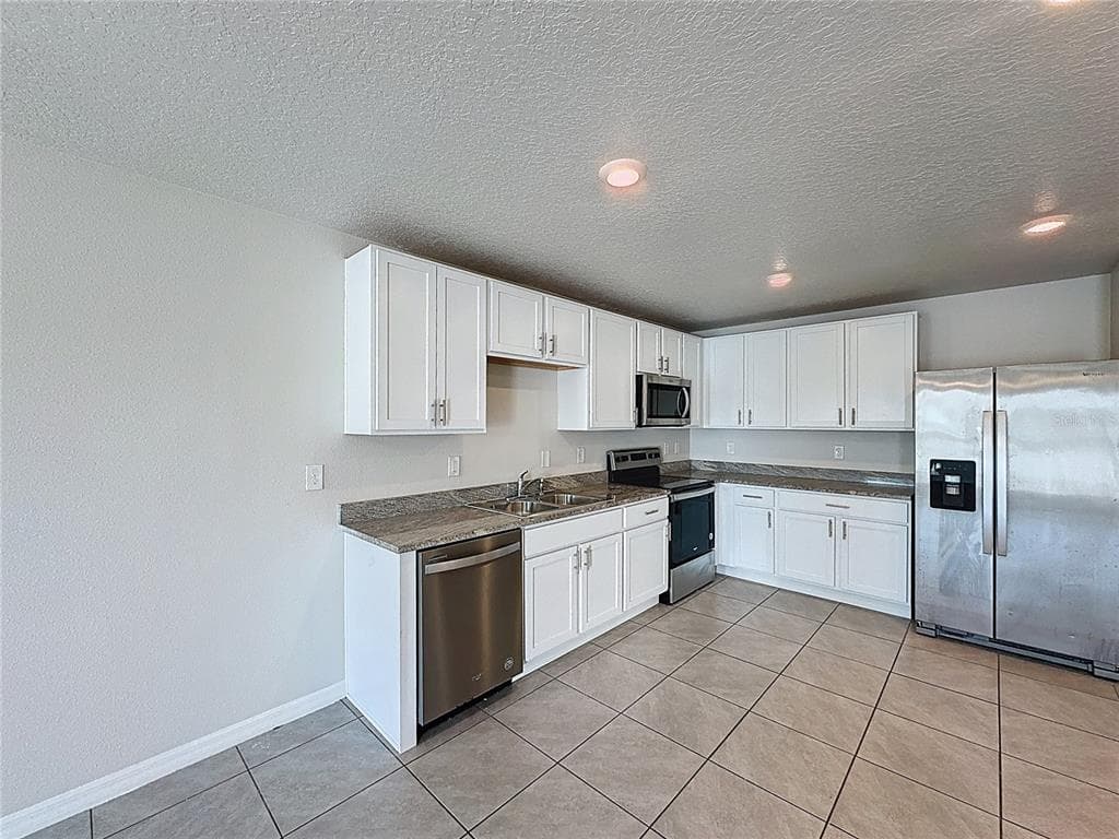 12167 HIGH ROCK WAY photo 4