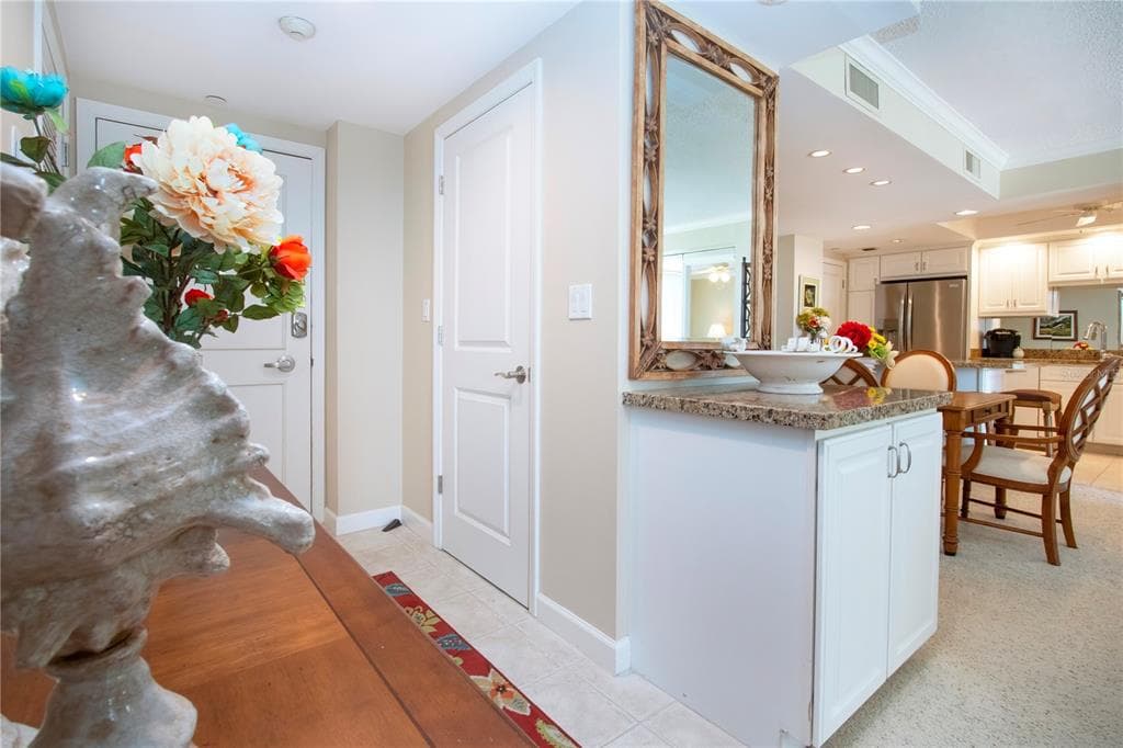 1212 BENJAMIN FRANKLIN DRIVE 607 photo 5