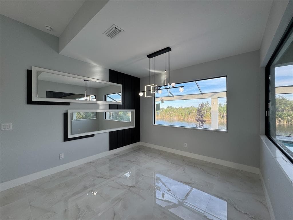 10474 WINNIPEG STREET photo 15