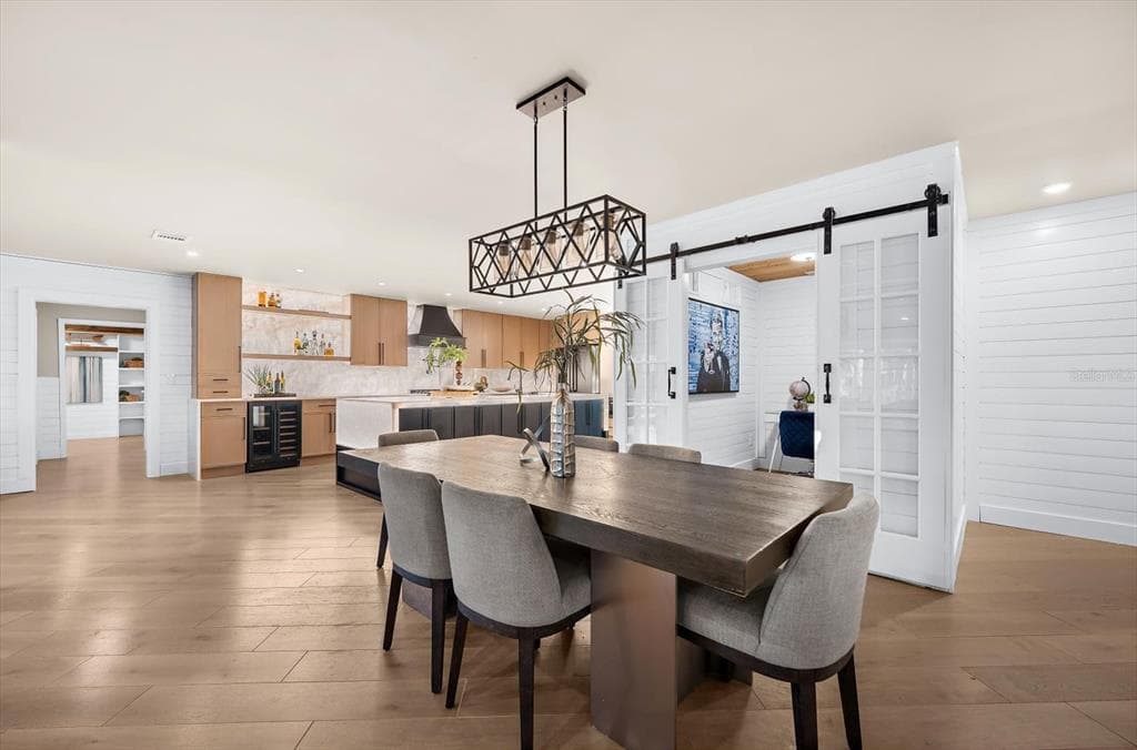 330 LEEWARD ISLAND photo 13
