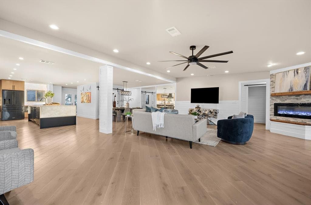 330 LEEWARD ISLAND photo 7